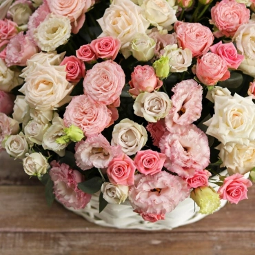 Корзина с цветами "010"