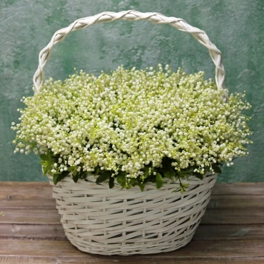 Корзина ландышей