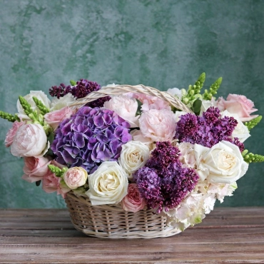 Корзина с цветами "007"