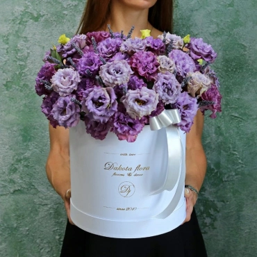 Фиолетовая эустома