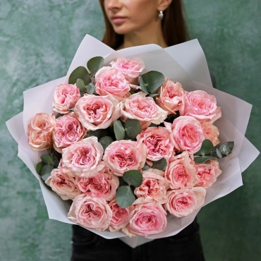 Пинк Охара и эвкалипт