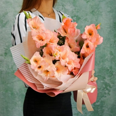 Букет из гладиолусов