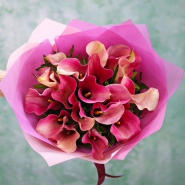 Каллы букет