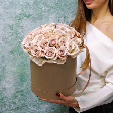 Роза Мента в коробке