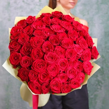 Роза Ред Наоми 70 см