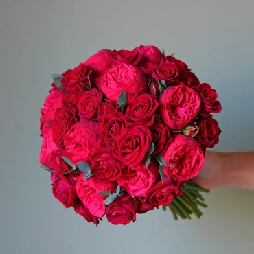 Букет невесты из красных роз