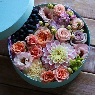 Цветы и ягоды "057"