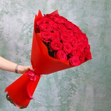 Розы красные 80 см.
