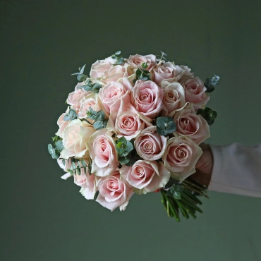 Букет невесты из нежно-розовых роз