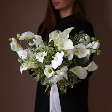 Букет каллы и орхидеи