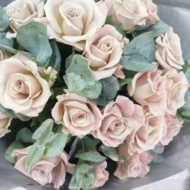 Букет из роз Мента
