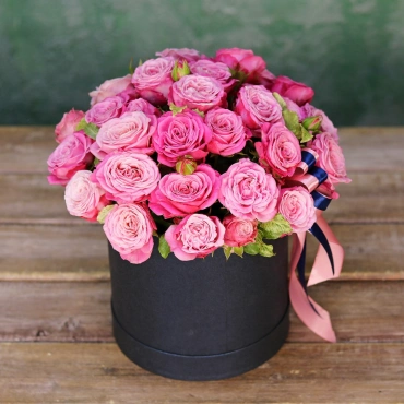 Роза бомбастик 19 шт. в коробке