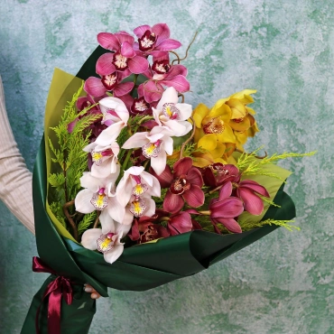 Букет из орхидеи