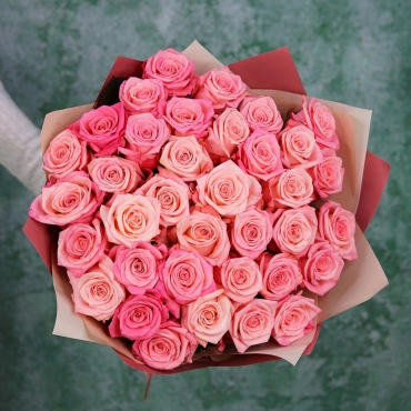 Коралловые розы