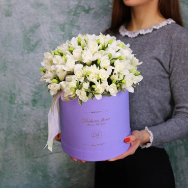 Фрезия в коробке