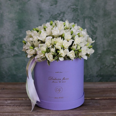 Фрезия в коробке