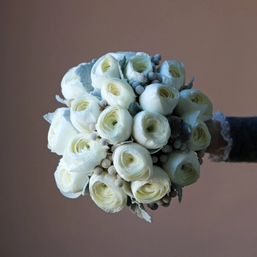 Букет невесты из ранункулюсов