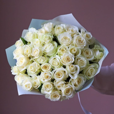 Букет белых роз