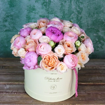 Пионовидный микс в коробке