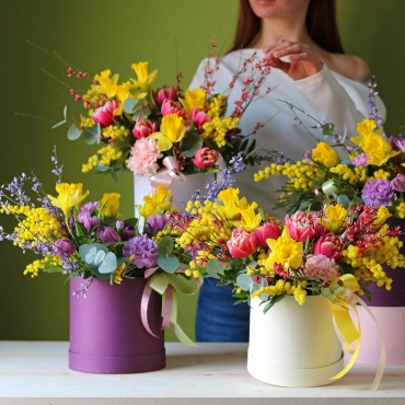 Цветы в коробке "088"