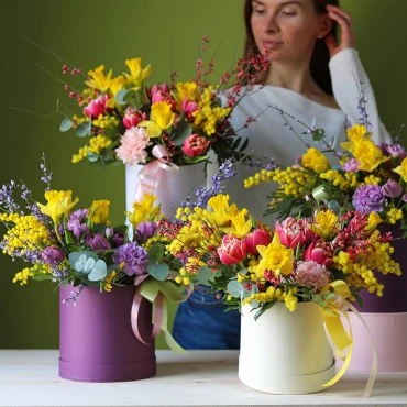 Цветы в коробке "088"