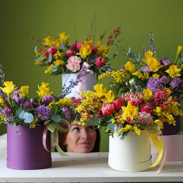 Цветы в коробке "088"