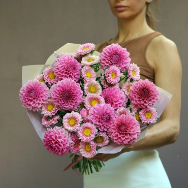 Букет из астр и георгин