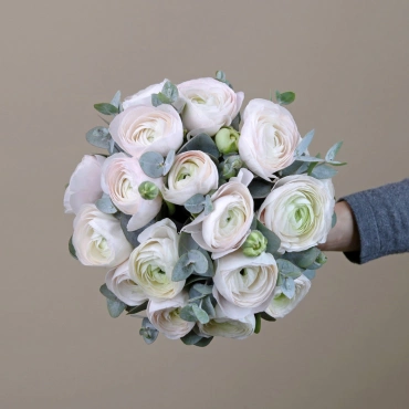 Свадебный букет из ранункулюсов Ханой