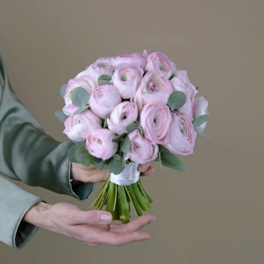 Розовые ранункулюсы букет невесты