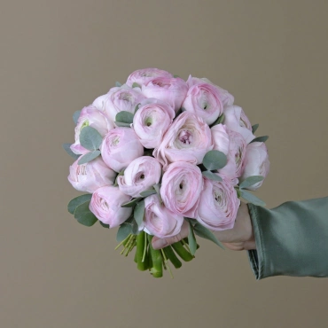 Розовые ранункулюсы букет невесты
