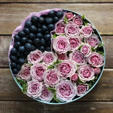 Розы и ягоды "067"