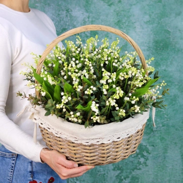 51 ландыш в корзине