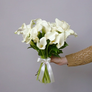 Букет белых калл