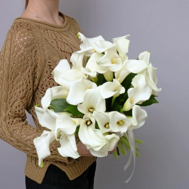 Букет белых калл
