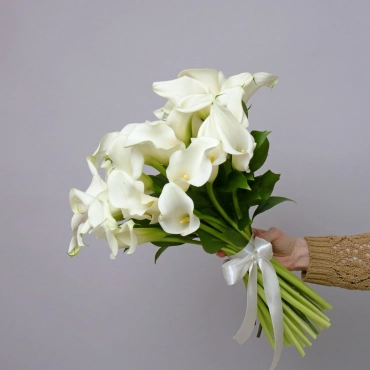 Букет белых калл