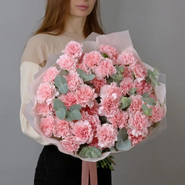 Гвоздика с эвкалиптом букет