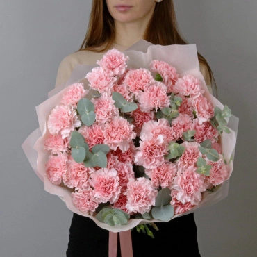 Гвоздика с эвкалиптом букет