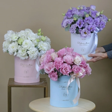 Эустома в коробке в ассортименте