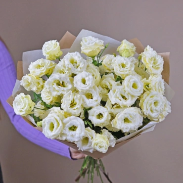 Букет сливочной эустомы