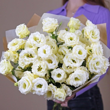 Букет сливочной эустомы