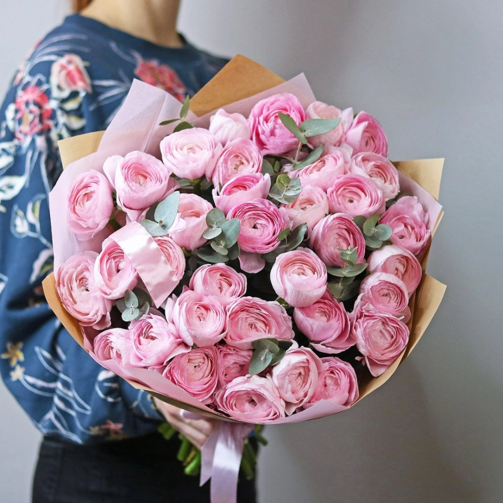 39 ранункулюсов