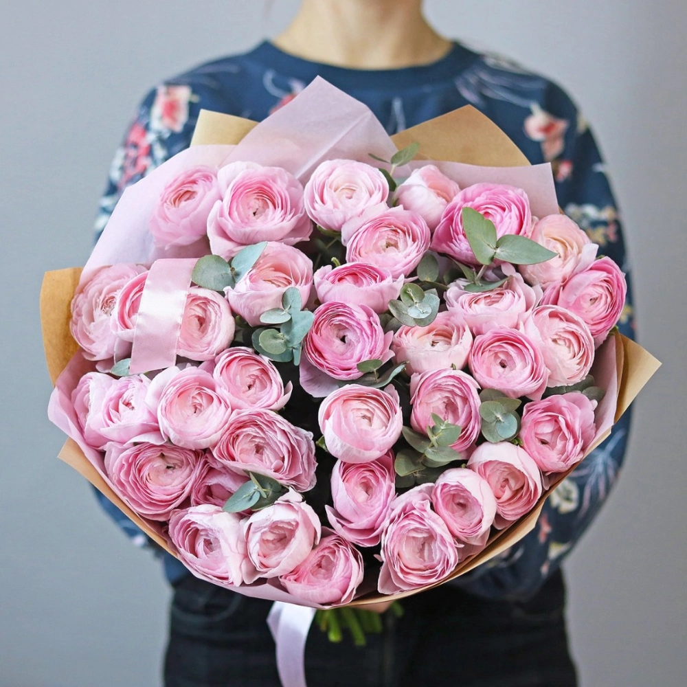 39 ранункулюсов