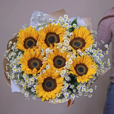 Подсолнухи и ромашки