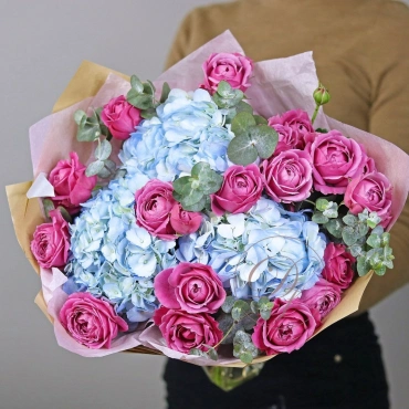Розы Мисти баблс и гортензия в ассортименте