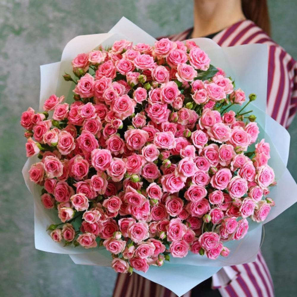 39 кустовых роз