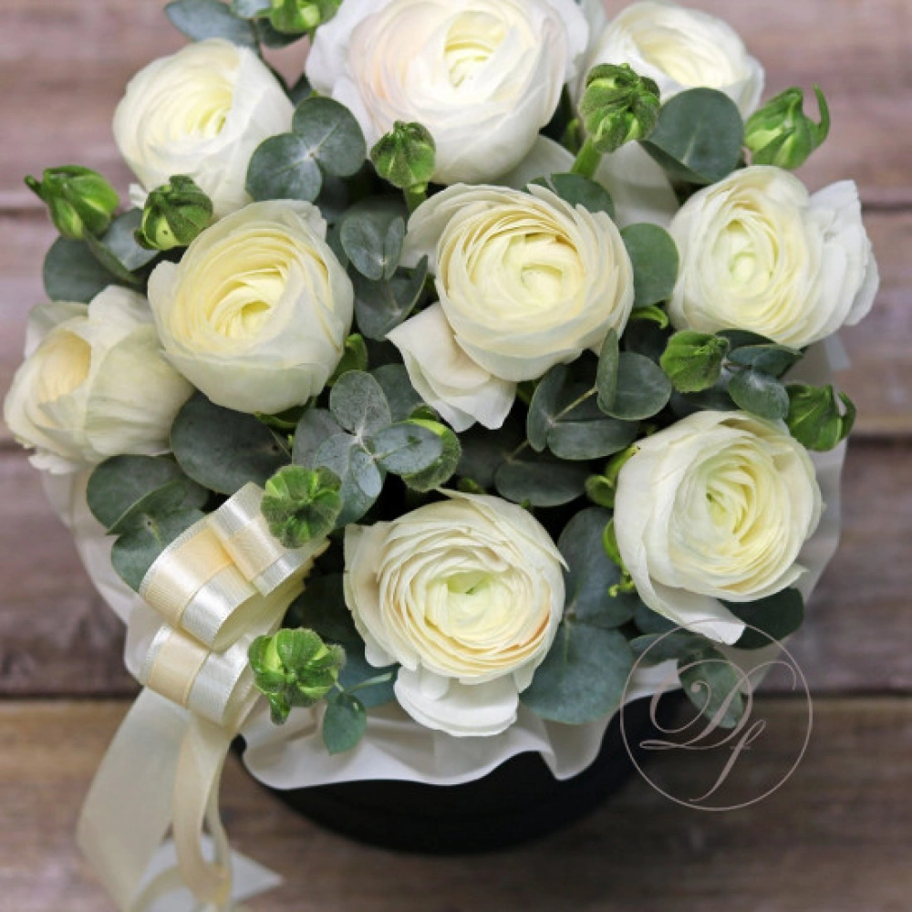 9 ранункулюсов