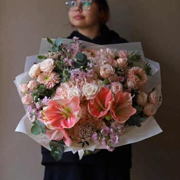 Авторский букет Персиковая симфония