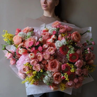 Шикарный букет "Привет весна"