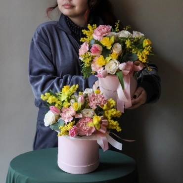 Весенняя композиция в коробочке