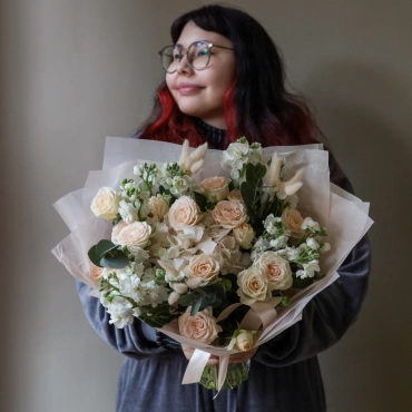 Авторский букет "Персиковый крем"